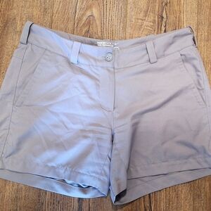 Nike Women's Gray Golf Shorts ☆ Size 8☆